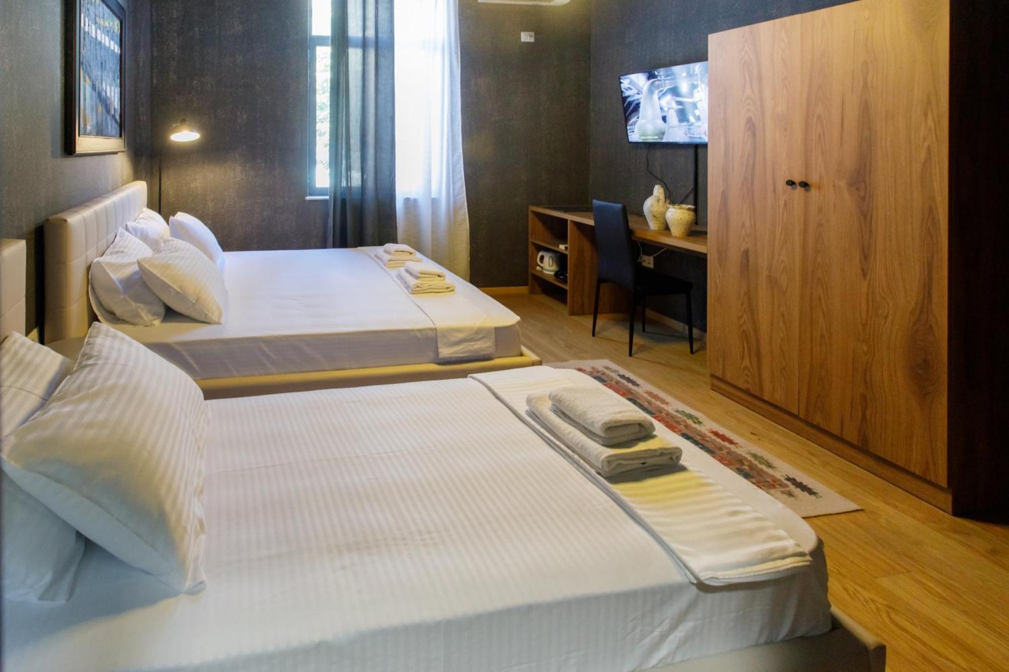 Studio31Apartments Tirana City Center Bagian luar foto